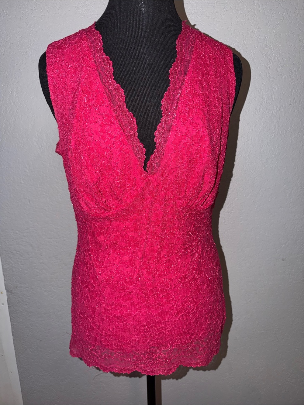 Torrid Pink Lace V Neck Size 1 Pre Owned Great Condition